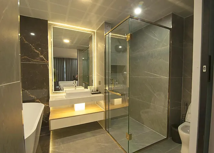 Elite Khách sạn 5*