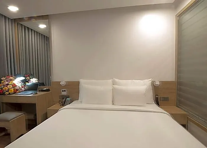Elite Khách sạn